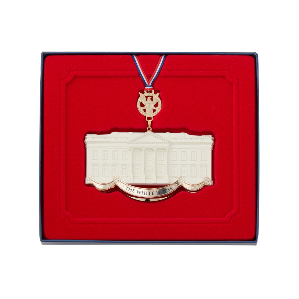 A commemorative ornament honoring James Hoban, offering a refined keepsake celebrating the architect behind the White House’s classic design.